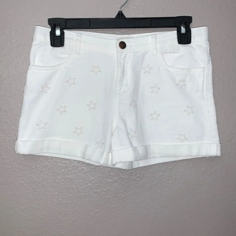 OshKosh B'gosh Girl’s Size 12 White Jean Shorts with embroidered stars